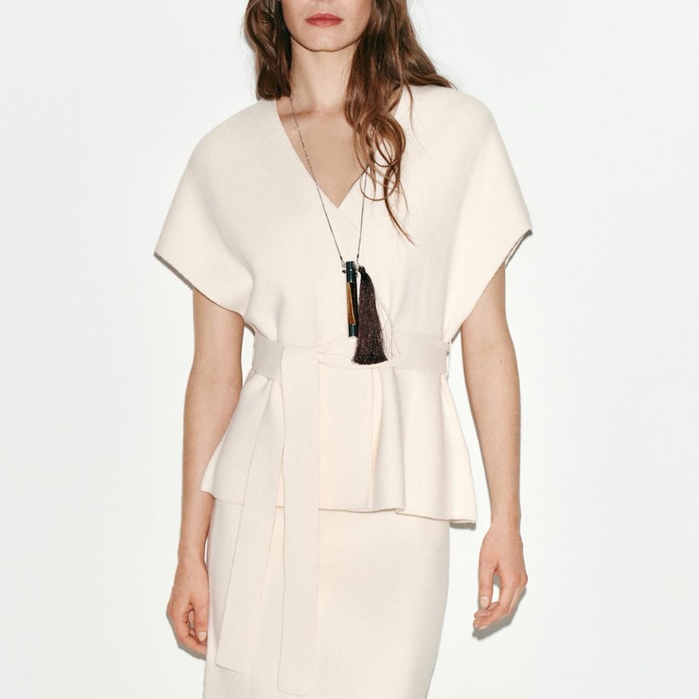 Zara Cream Knit V-Neck Peplum Top with Tie Waist Belt Vest L